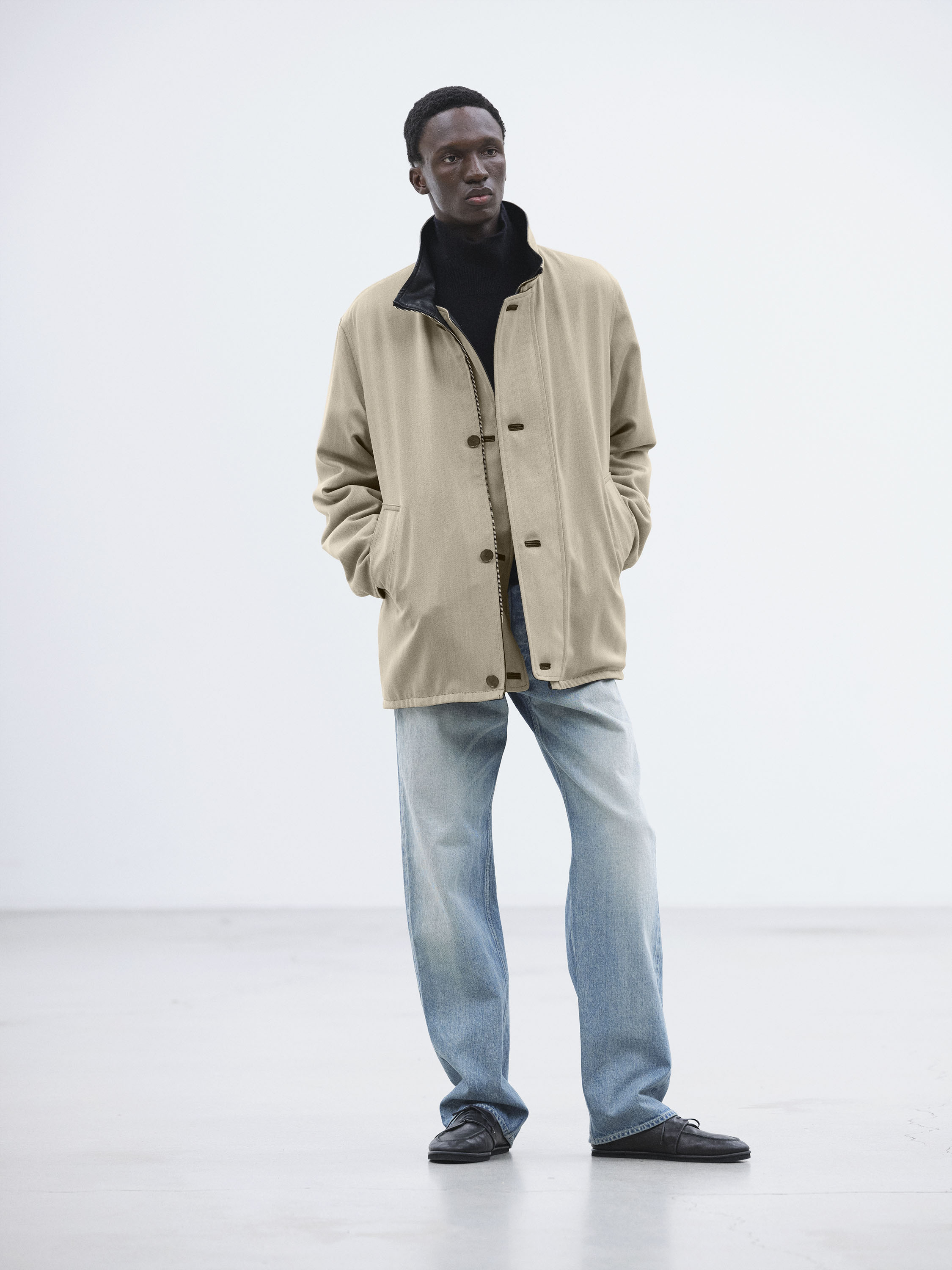 REVERSIBLE WOOL TWISTED TWILL / SHEEP LEATHER HALF COAT 詳細画像 KHAKI BEIGE CHAMBRAY &times; BLACK 3
