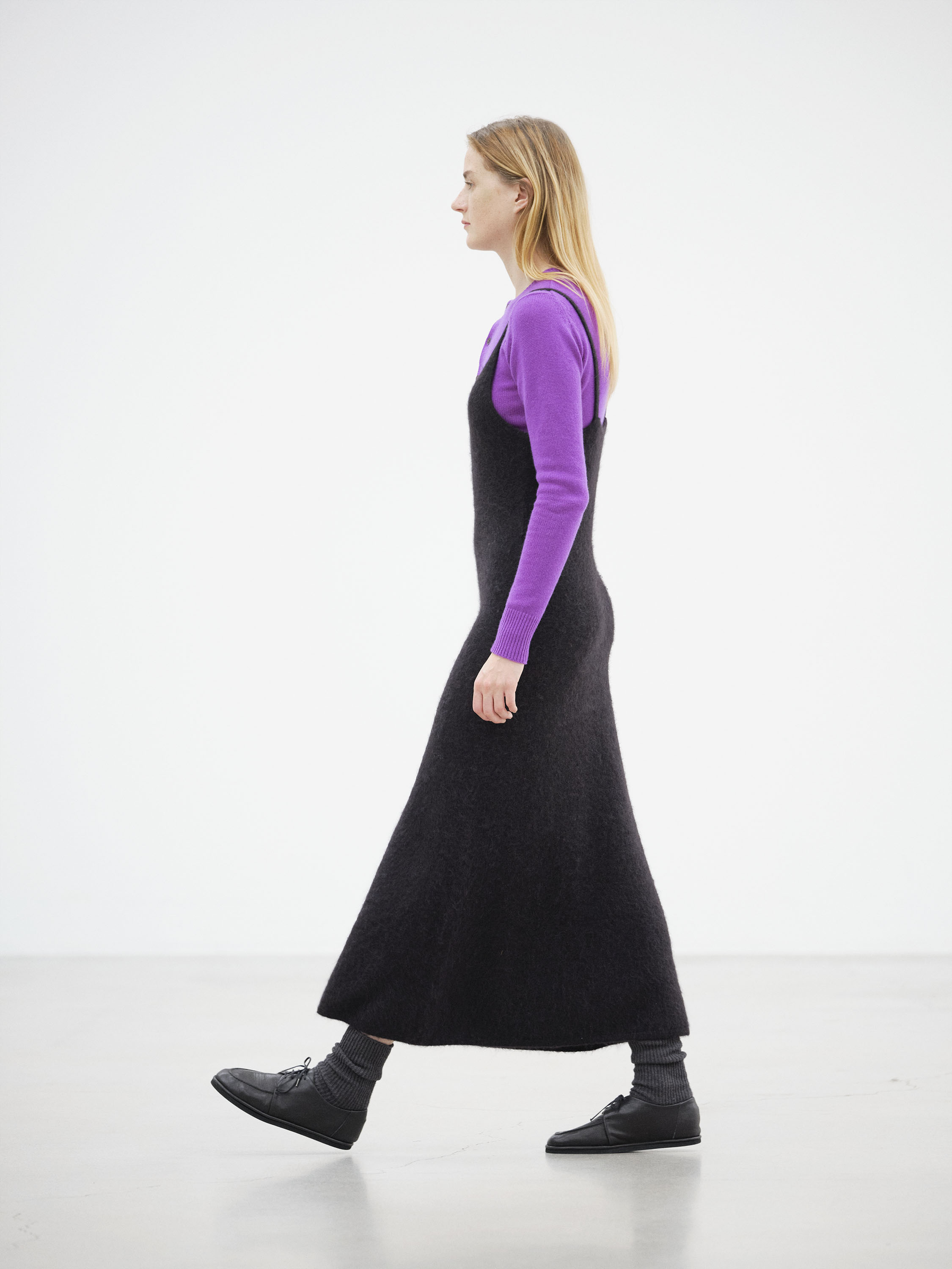 GARMENT-DYED BABY ALPACA FUR KNIT DRESS 詳細画像 BLACK 5