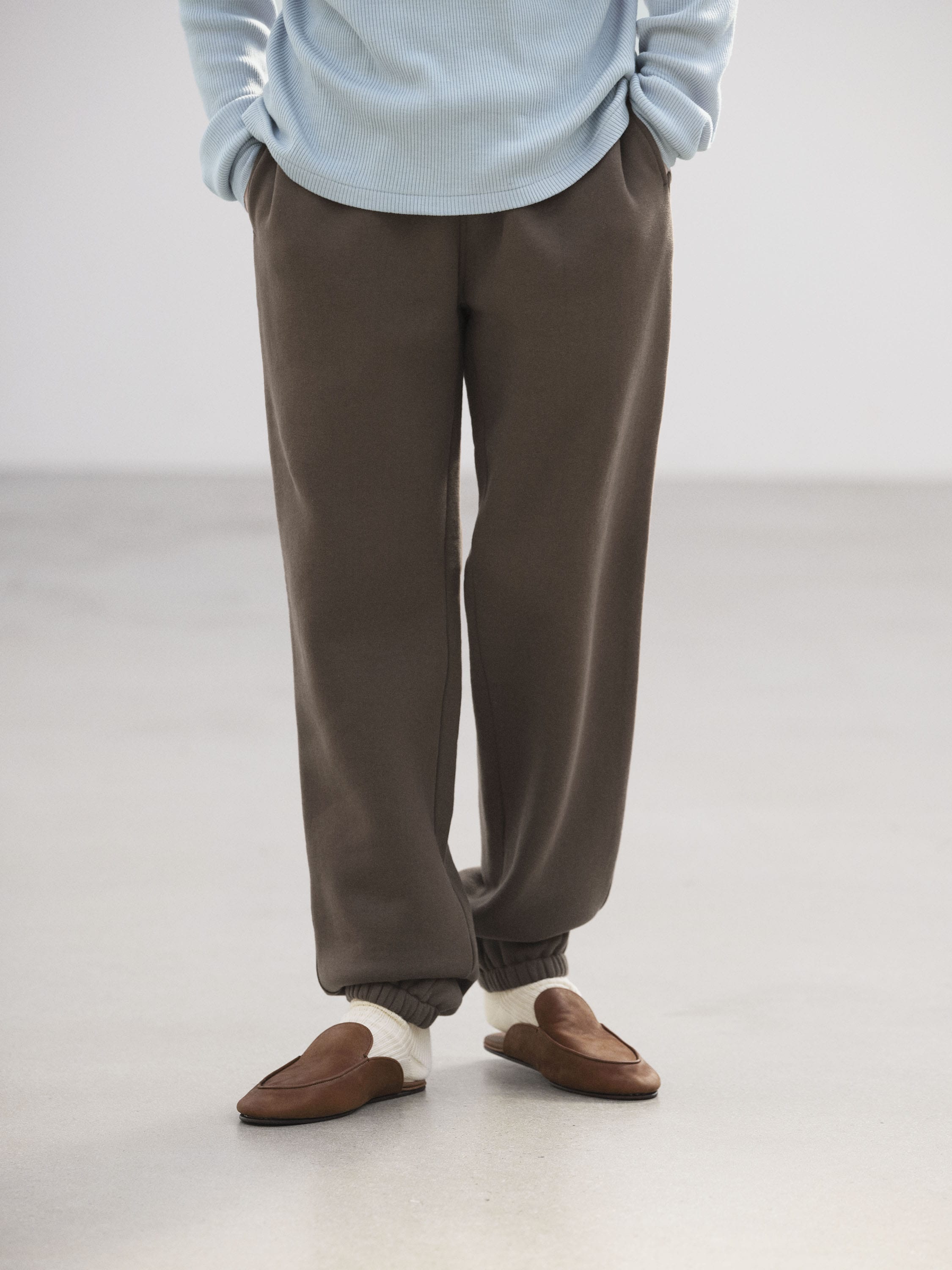 SMOOTH SOFT SWEAT PANTS 詳細画像 DARK BROWN 1