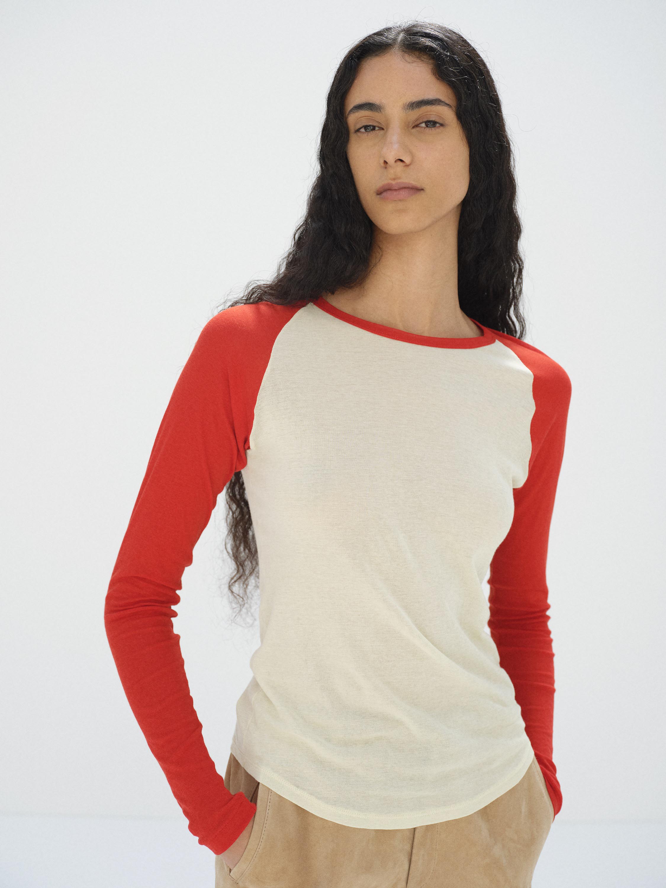 SUPER HIGH GAUGE SHEER RIB RAGLAN P/O 詳細画像 IVORY × RED 3